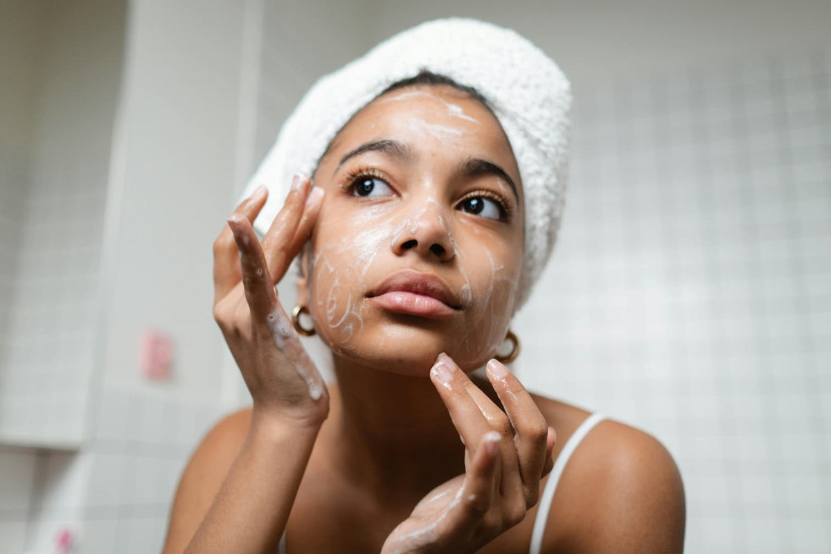 Fragrance-Free vs Essential Oils: What’s Safer